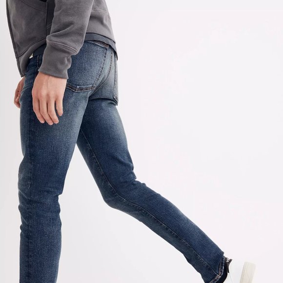 NWT Madewell Skinny Jeans in Wellmoor Wash 28 x 32 - Picture 2 of 5